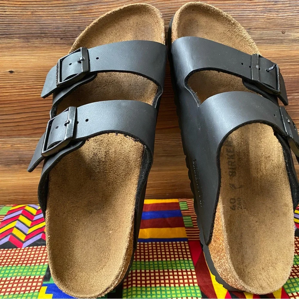 Pre-owned Birkenstock ARIZONA Black Double Strap Sandals 40/9 - Picture 2 of 8